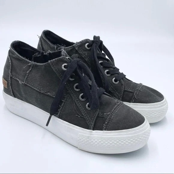 Blowfish Shoes - Blowfish Malibu Platform Maxellar Sneakers Distressed Size 8.5